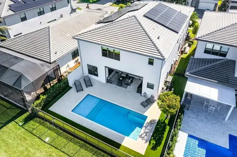 8263 Oceanus Drive Boca Raton FL 33496
