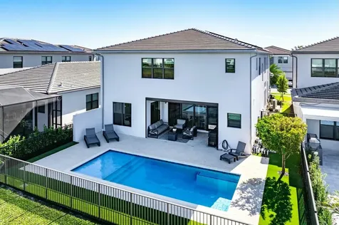 8263 Oceanus Drive Boca Raton FL 33496