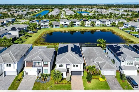 8263 Oceanus Drive Boca Raton FL 33496