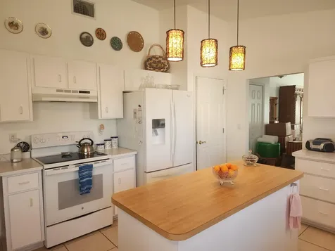 1050 N Brainerd Avenue Avon Park FL 33825