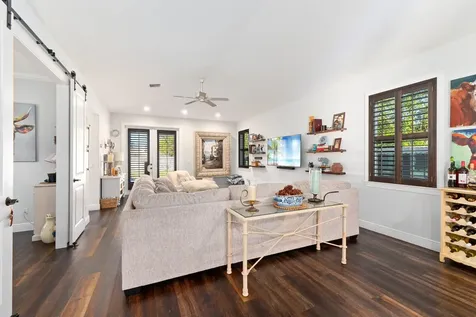 1305 Se Sea Oat Lane Stuart FL 34996