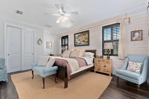 1305 Se Sea Oat Lane Stuart FL 34996