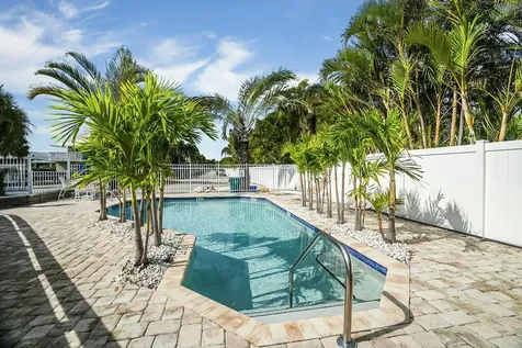 622 Mariners Way Boynton Beach FL 33435
