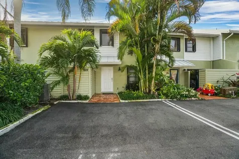 622 Mariners Way Boynton Beach FL 33435