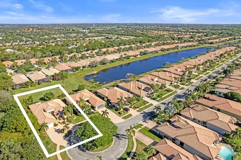 7046 Caviro Lane Boynton Beach FL 33437