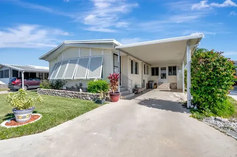49019 Inauga Bay Boynton Beach FL 33436