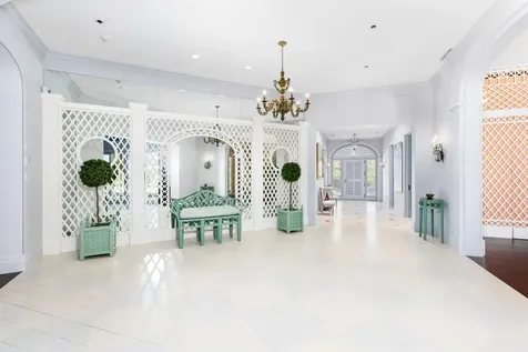 710 S County Road Palm Beach FL 33480