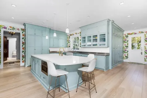 710 S County Road Palm Beach FL 33480