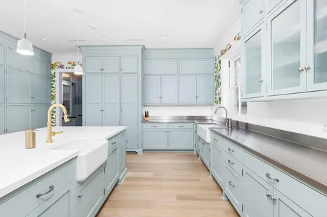 710 S County Road Palm Beach FL 33480