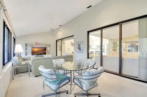 12 Clubhouse Lane Boynton Beach FL 33436