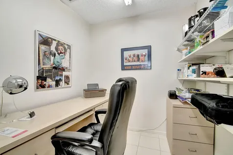 12 Clubhouse Lane Boynton Beach FL 33436