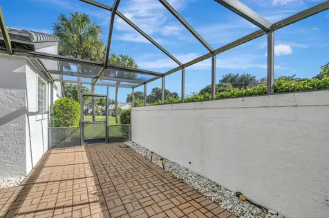 12 Clubhouse Lane Boynton Beach FL 33436