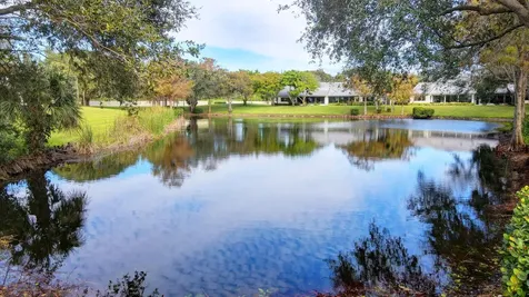 12 Clubhouse Lane Boynton Beach FL 33436