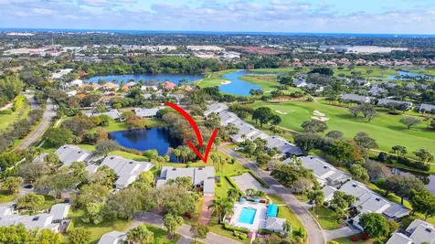 12 Clubhouse Lane Boynton Beach FL 33436