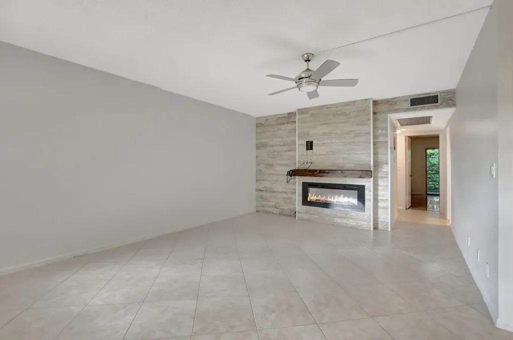 4064 Newport Q Deerfield Beach FL 33442