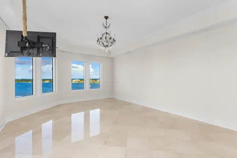 622 N Flagler Drive West Palm Beach FL 33401