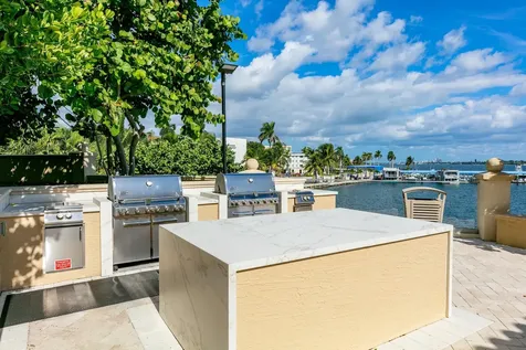 622 N Flagler Drive West Palm Beach FL 33401