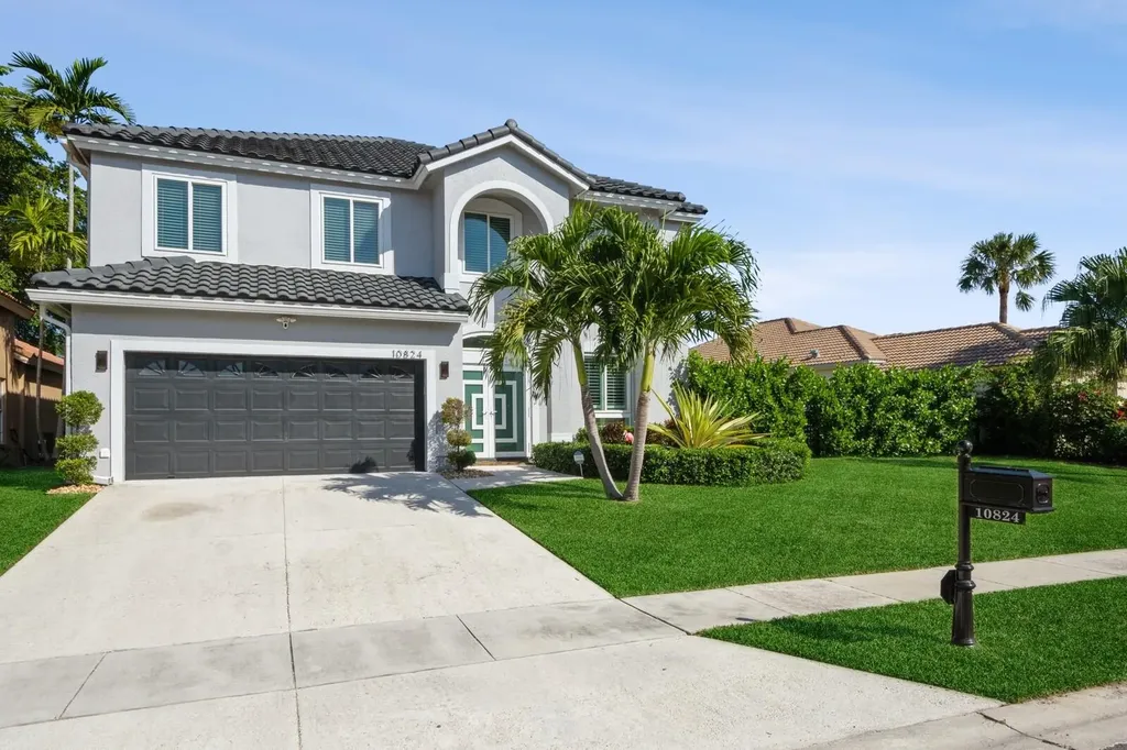10824 La Salinas Circle Boca Raton FL 33428