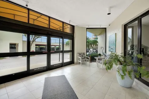 5420 N Ocean Drive Singer Island FL 33404