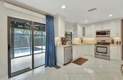 10110 Harbourtown Court Boca Raton FL 33498