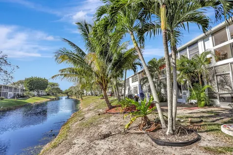 86 Lyndhurst D Deerfield Beach FL 33442