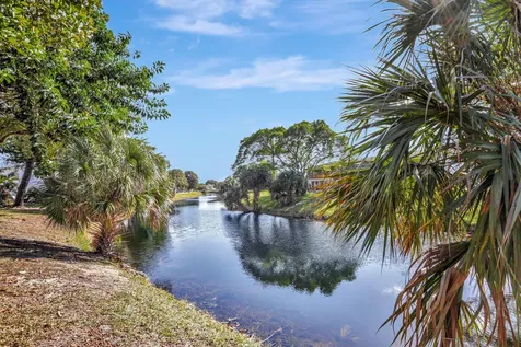 86 Lyndhurst D Deerfield Beach FL 33442