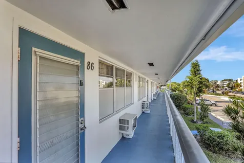86 Lyndhurst D Deerfield Beach FL 33442