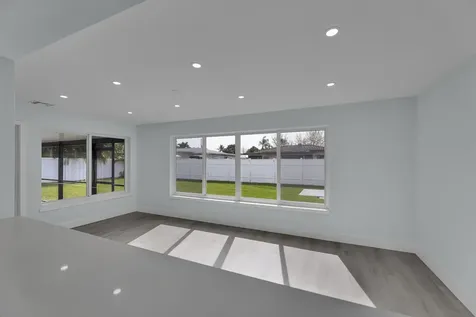 260 Ne 28th Terrace Boca Raton FL 33431