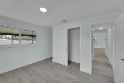260 Ne 28th Terrace Boca Raton FL 33431