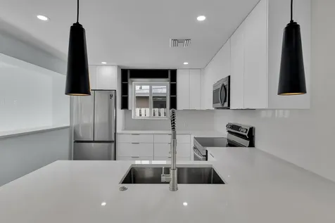 260 Ne 28th Terrace Boca Raton FL 33431