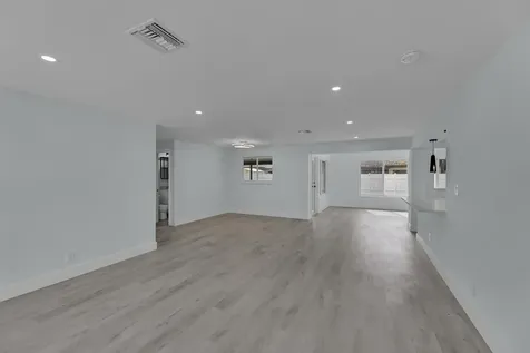 260 Ne 28th Terrace Boca Raton FL 33431