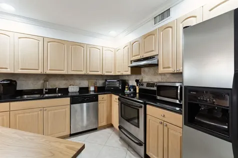 5580 Coach House Circle Boca Raton FL 33486