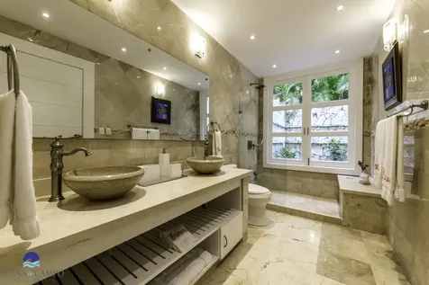 5 Las Palmas Casa de Campo DR 22000