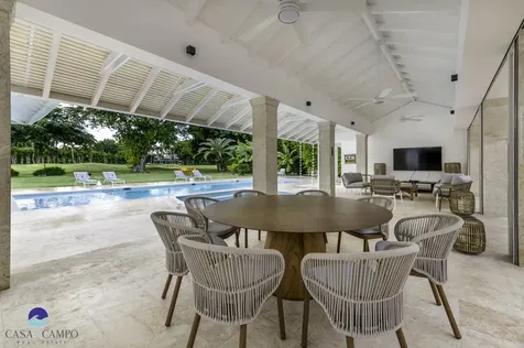 5 Las Palmas Casa de Campo DR 22000