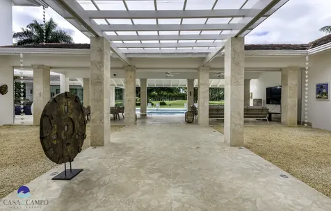 5 Las Palmas Casa de Campo DR 22000