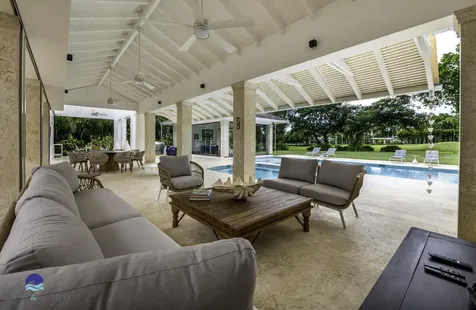 5 Las Palmas Casa de Campo DR 22000