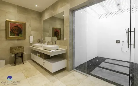 5 Las Palmas Casa de Campo DR 22000