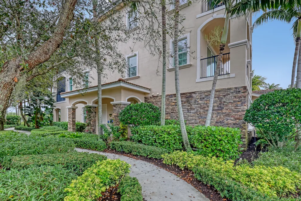 13519 Treasure Cove Circle North Palm Beach FL 33408