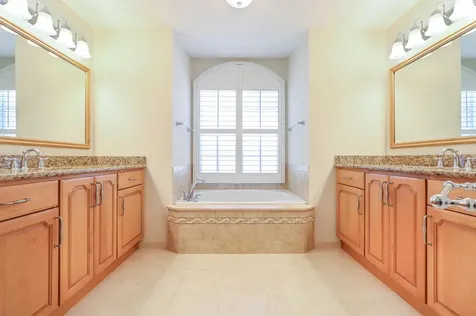 15386 83rd Way Palm Beach Gardens FL 33418