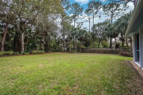 15386 83rd Way Palm Beach Gardens FL 33418