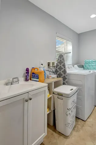 6604 Eastview Drive Lake Worth FL 33462