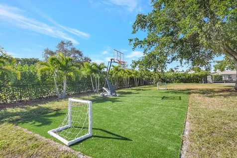 6604 Eastview Drive Lake Worth FL 33462