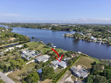 6604 Eastview Drive Lake Worth FL 33462