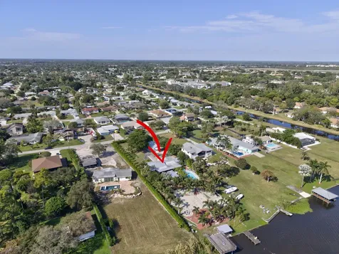 6604 Eastview Drive Lake Worth FL 33462