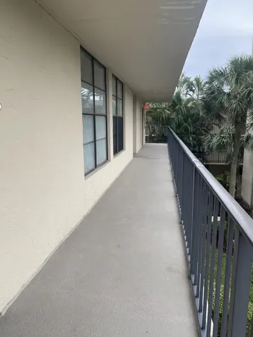 17 Royal Palm Way Boca Raton FL 33432