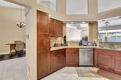 9147 Vineland Court Boca Raton FL 33496
