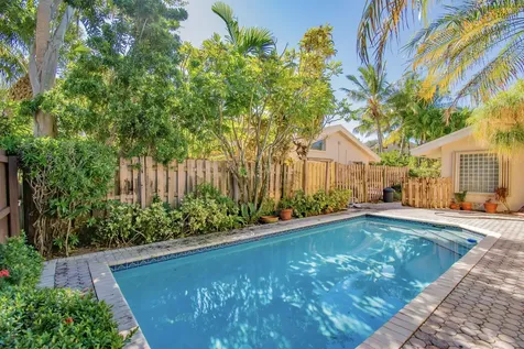 7671 Sierra Terrace Boca Raton FL 33433