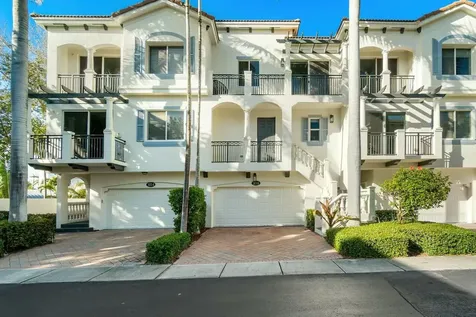 3016 Waterside Circle Boynton Beach FL 33435