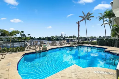 3016 Waterside Circle Boynton Beach FL 33435