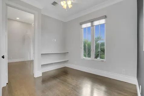 200 Nw 10th Street Boca Raton FL 33432